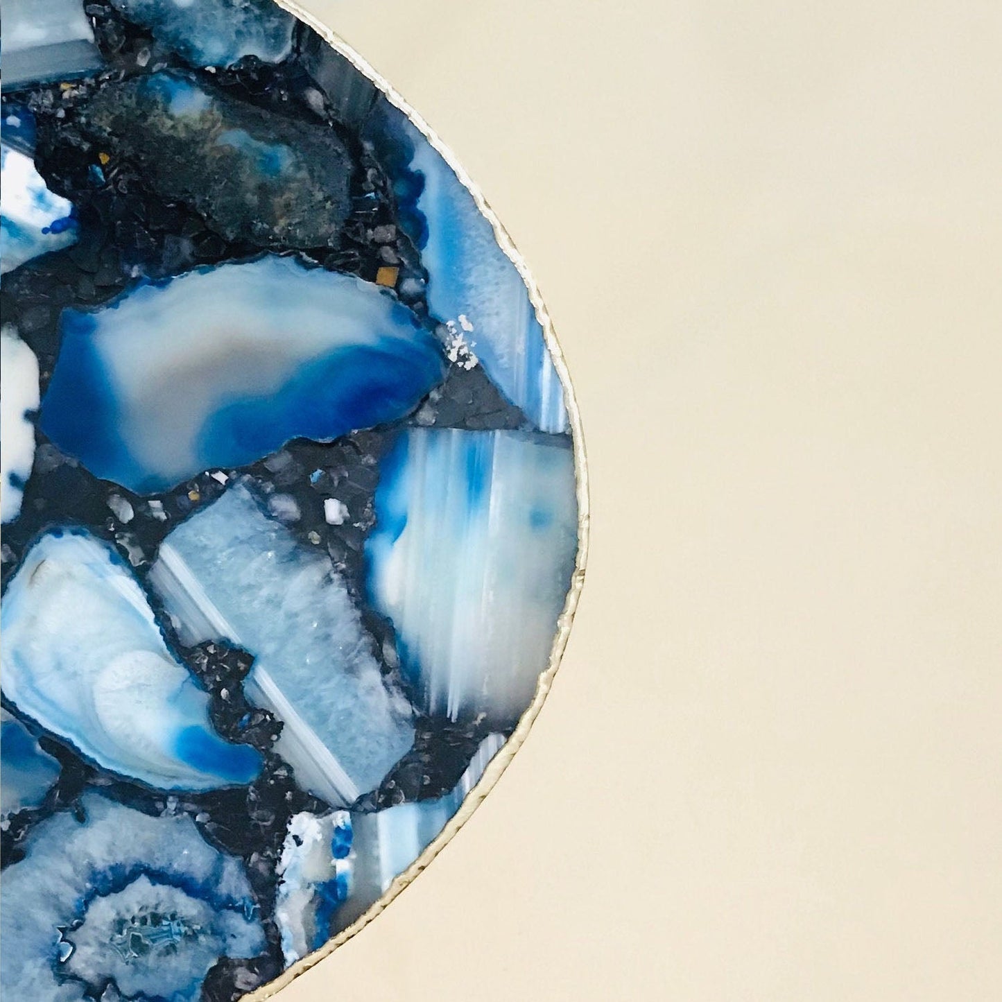 Blue Oval Agate Gemstone/Quartz Table