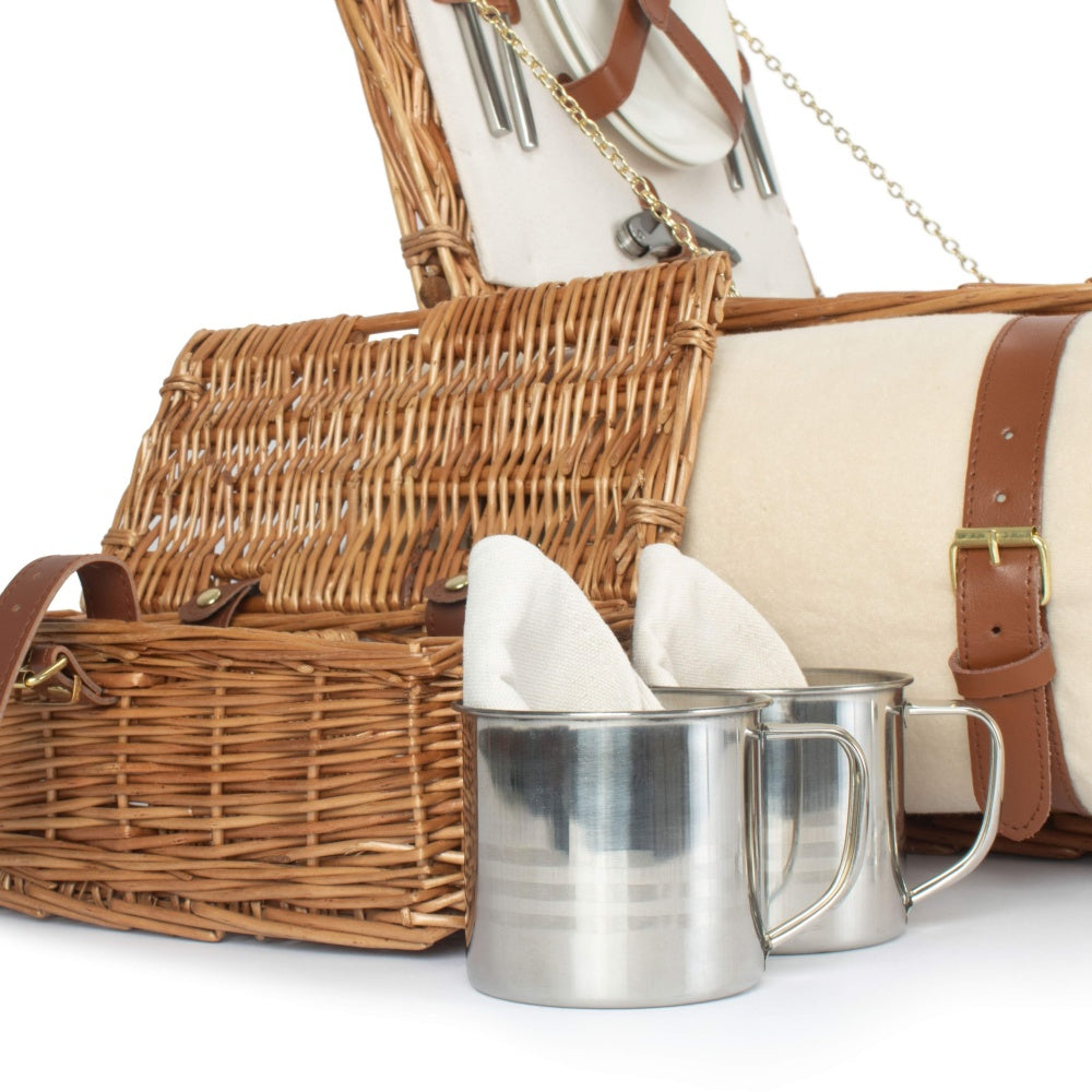 Deluxe Fully Fitted Traditional Wicker Picnic Basket