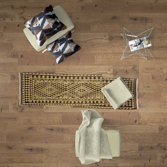 geometric pattern runner